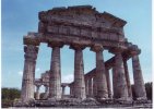 fronton du temple de Paestum